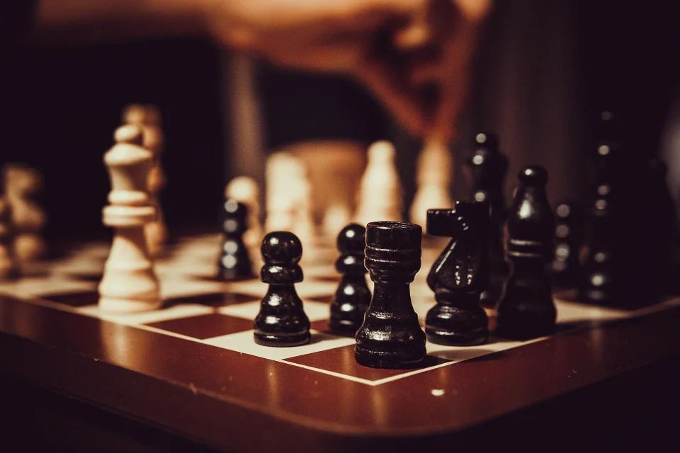 Competitive Intelligence & Market Monitoring